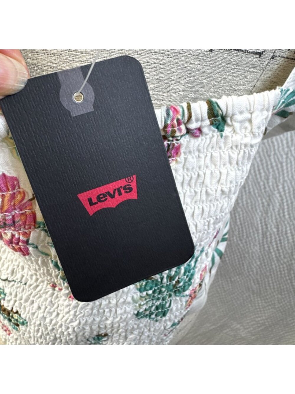 Levis Womens Floral Button-Front Tank Top Smocked Back Levi's Linen Lottie Top - Picture 5 of 7